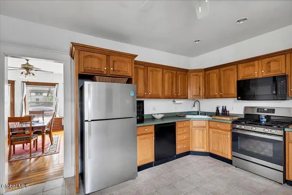 $369,900 | 50 Burlington Avenue, Round Lake, NY 12151