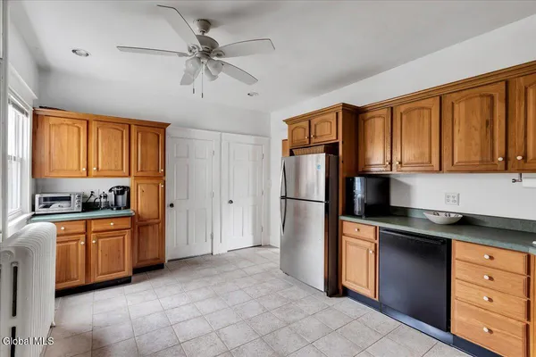 $369,900 | 50 Burlington Avenue, Round Lake, NY 12151