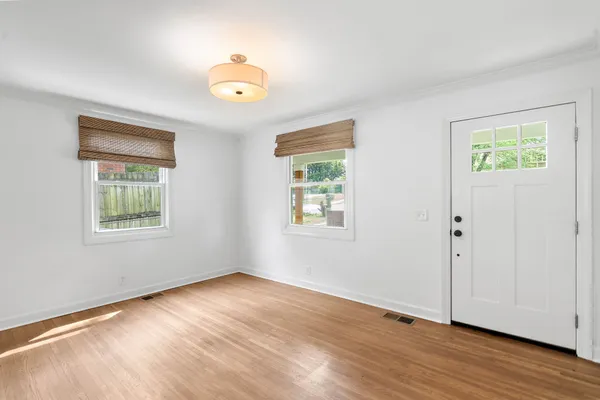 $3,000 | 806 Washington Avenue, Nashville, TN 37206
