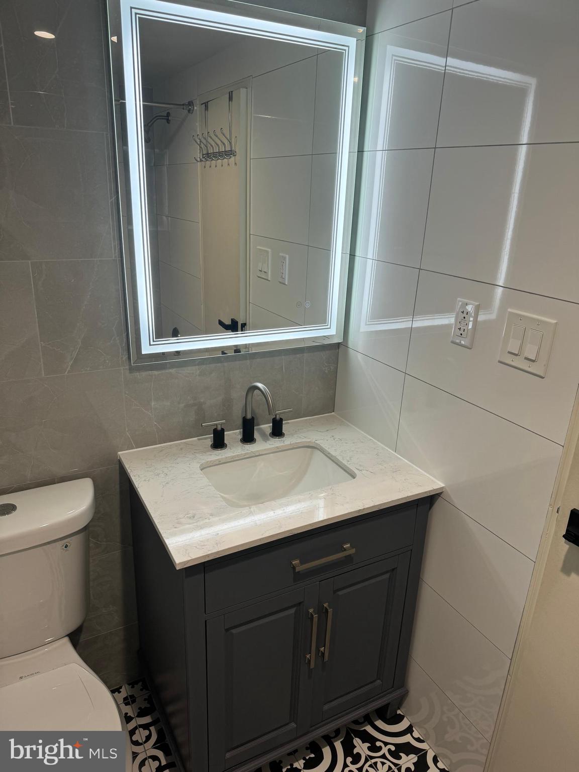 45203 Delaire Landing Road, Unit 203 Philadelphia, PA 19114 - Photo 13 of 22