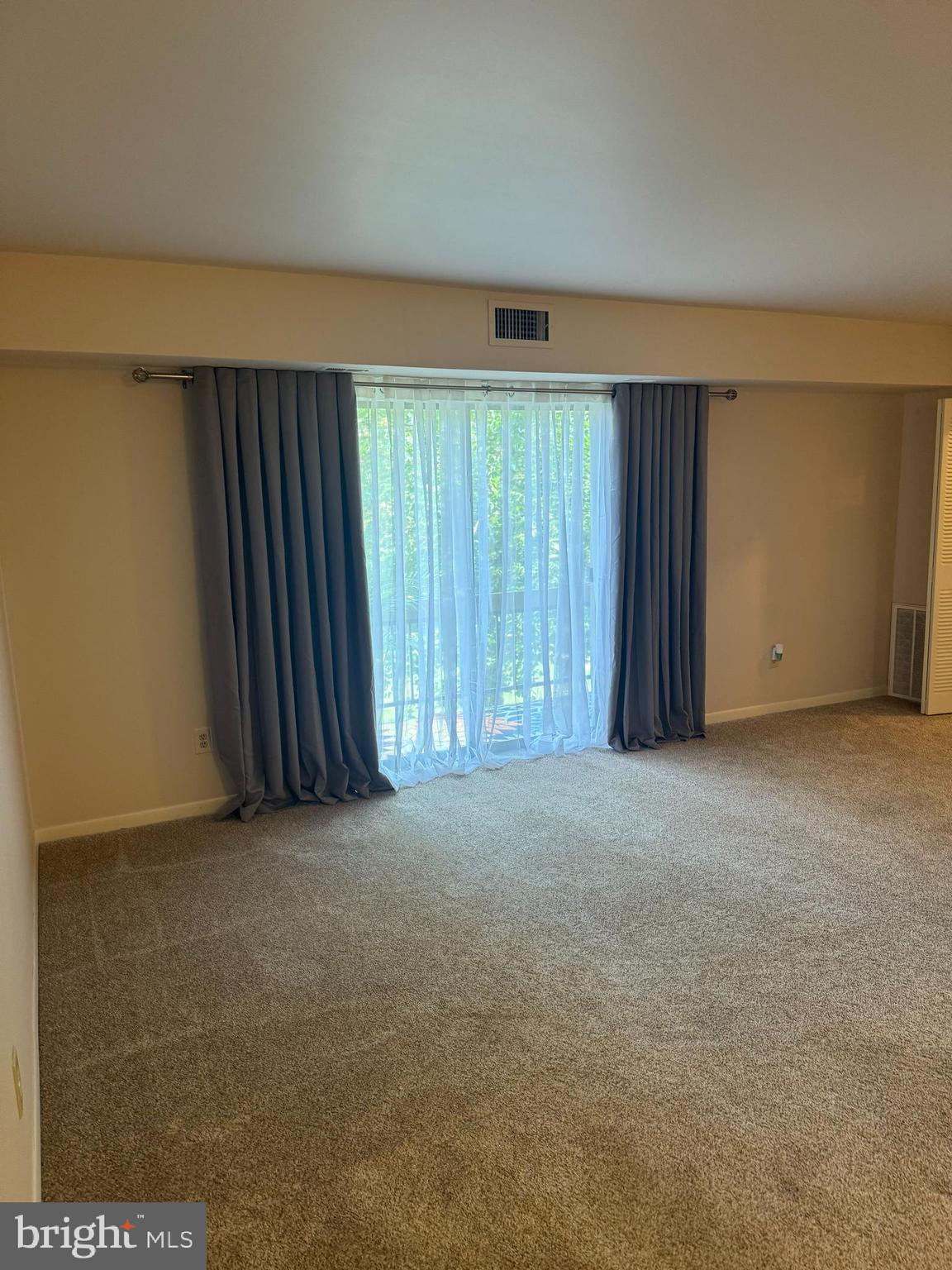 45203 Delaire Landing Road, Unit 203 Philadelphia, PA 19114 - Photo 6 of 22