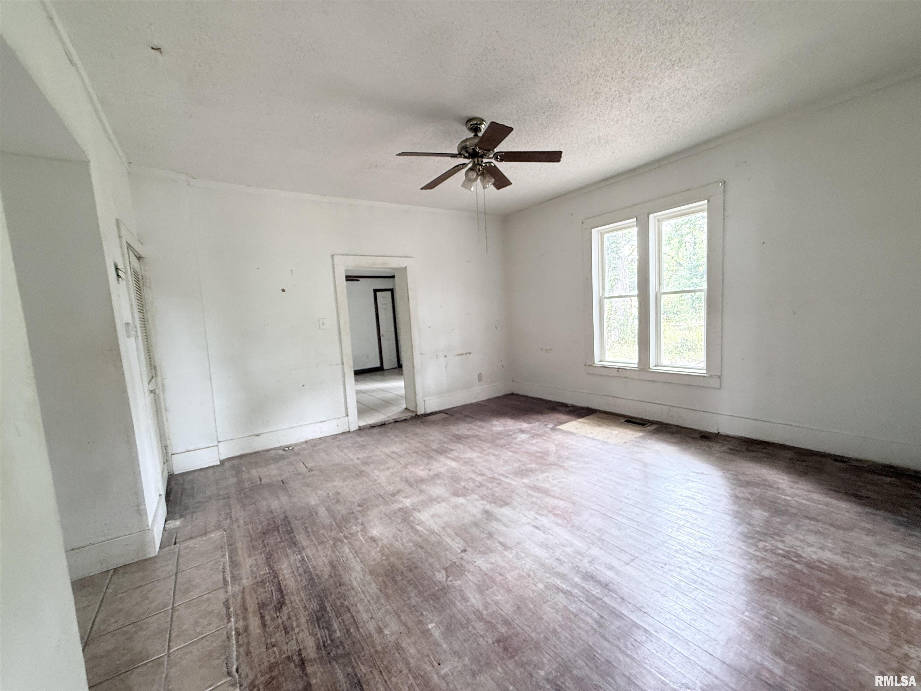 111 Lincoln Street Anna, IL 62906 - Photo 5 of 40