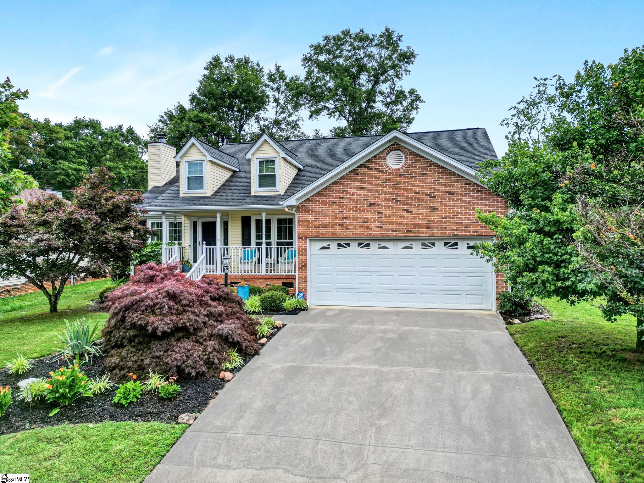 4 Fawndale Lane Fountain Inn, SC 29644 - Photo 4 of 37 Gallery Image 4