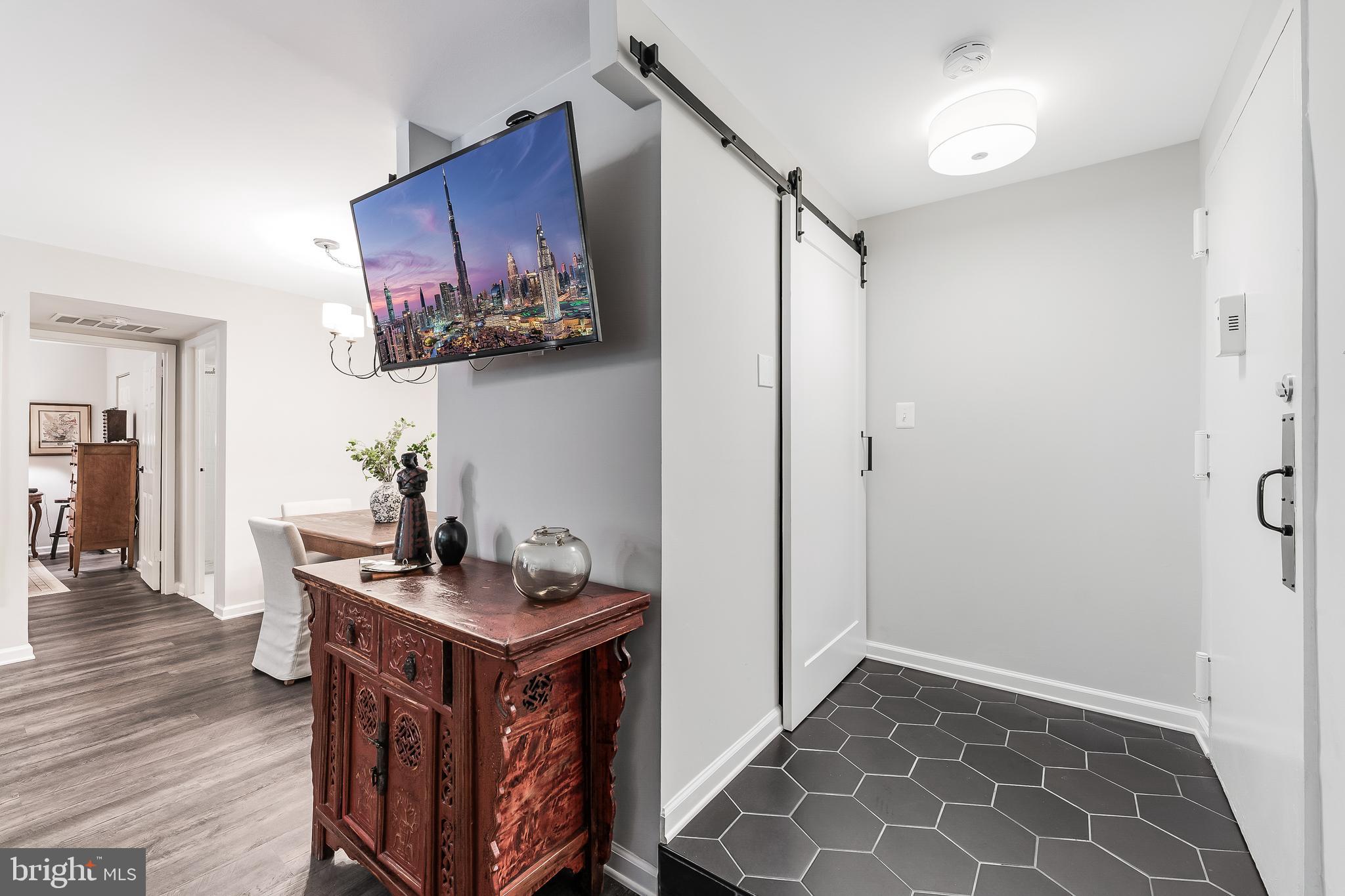 11220 Chestnut Grove Square, Unit 13 Reston, VA 20190 - Photo 12 of 27 Gallery Image 12