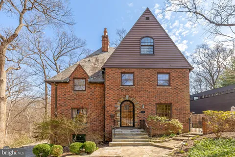$1,175,000 | 8101 Park Crest Drive, Silver Spring, MD 20910