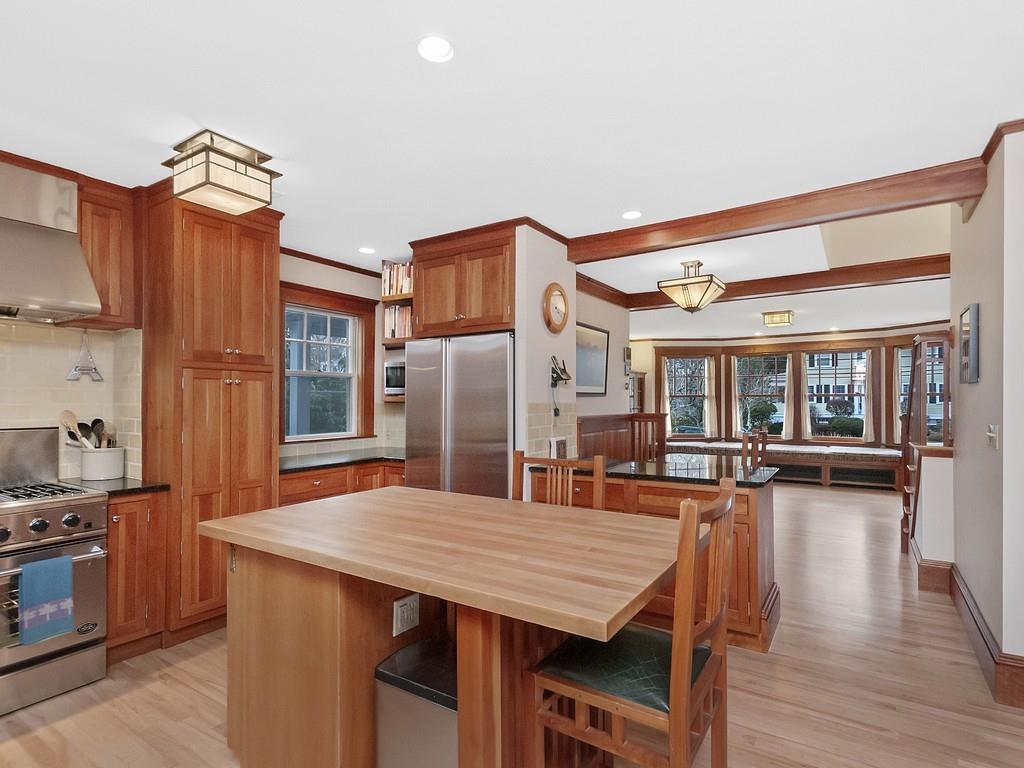 11 Berwick Road Lexington, MA 02420 - Photo 11 of 32 Gallery Image 11