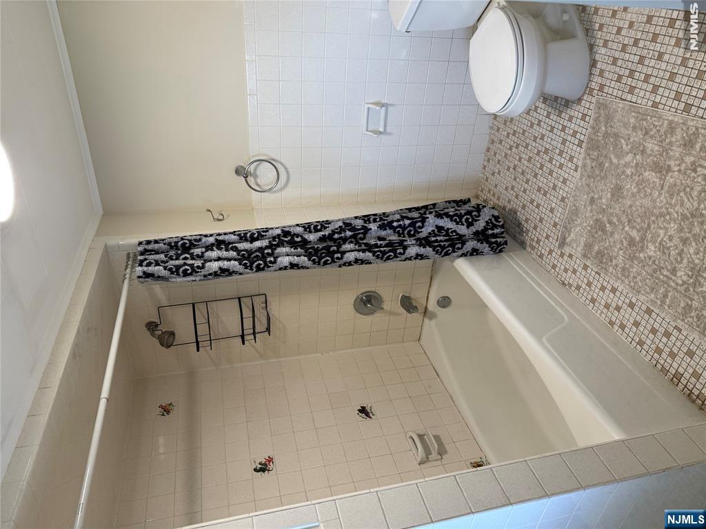 226 Louis Street, Unit 1 Hackensack, NJ 07601 - Photo 15 of 18