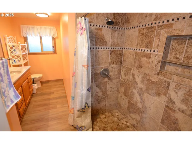 a view of a bathroom