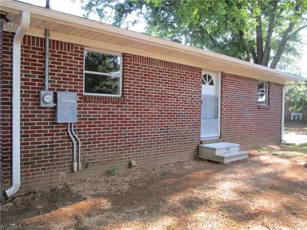 9093 Highway 700 Ruffin, NC 27326 - Photo 4 of 13 Gallery Image 4