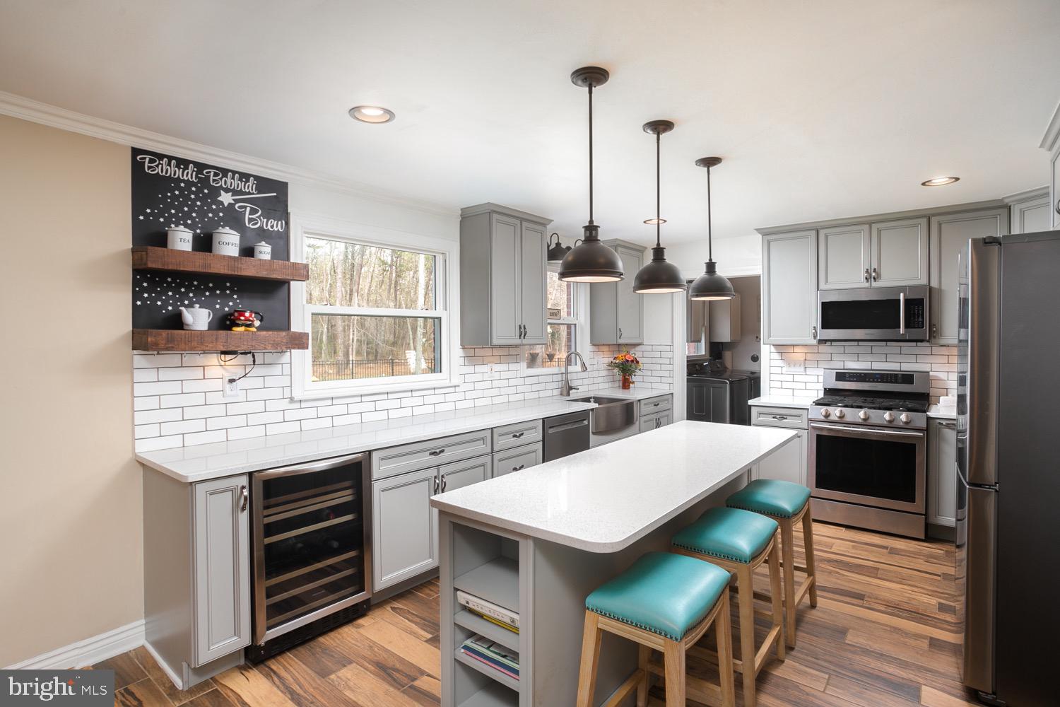 549 McKendimen Road Medford, NJ 08055 - Photo 13 of 37 Gorgeous renovated kitchen!