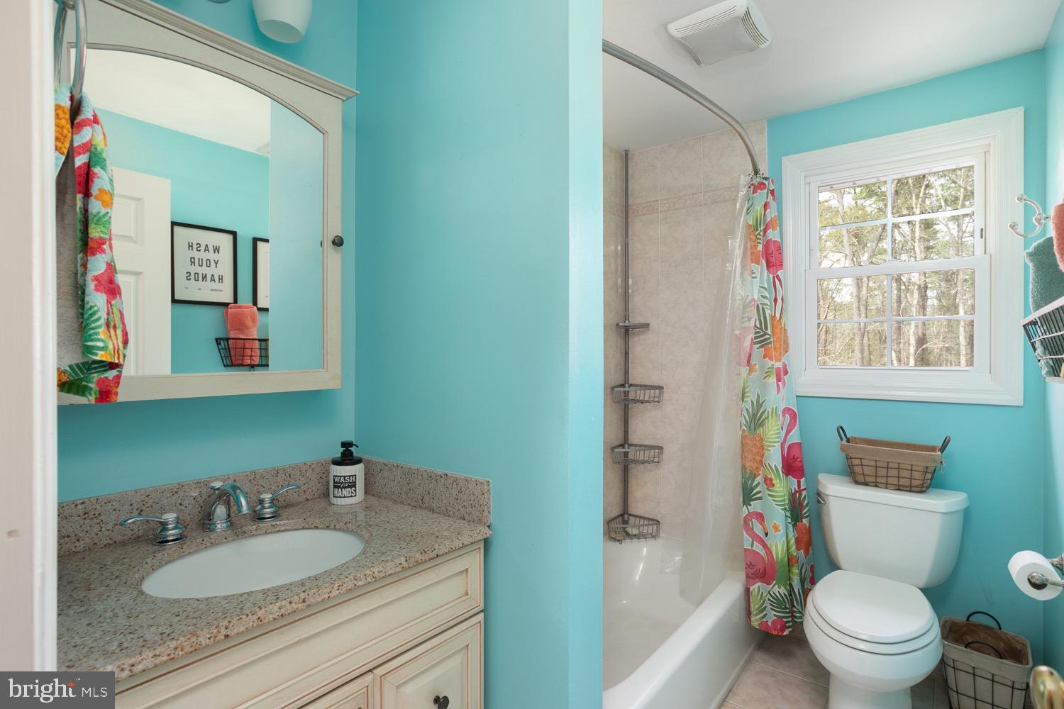 549 McKendimen Road Medford, NJ 08055 - Photo 25 of 37 Full bathroom upstairs
