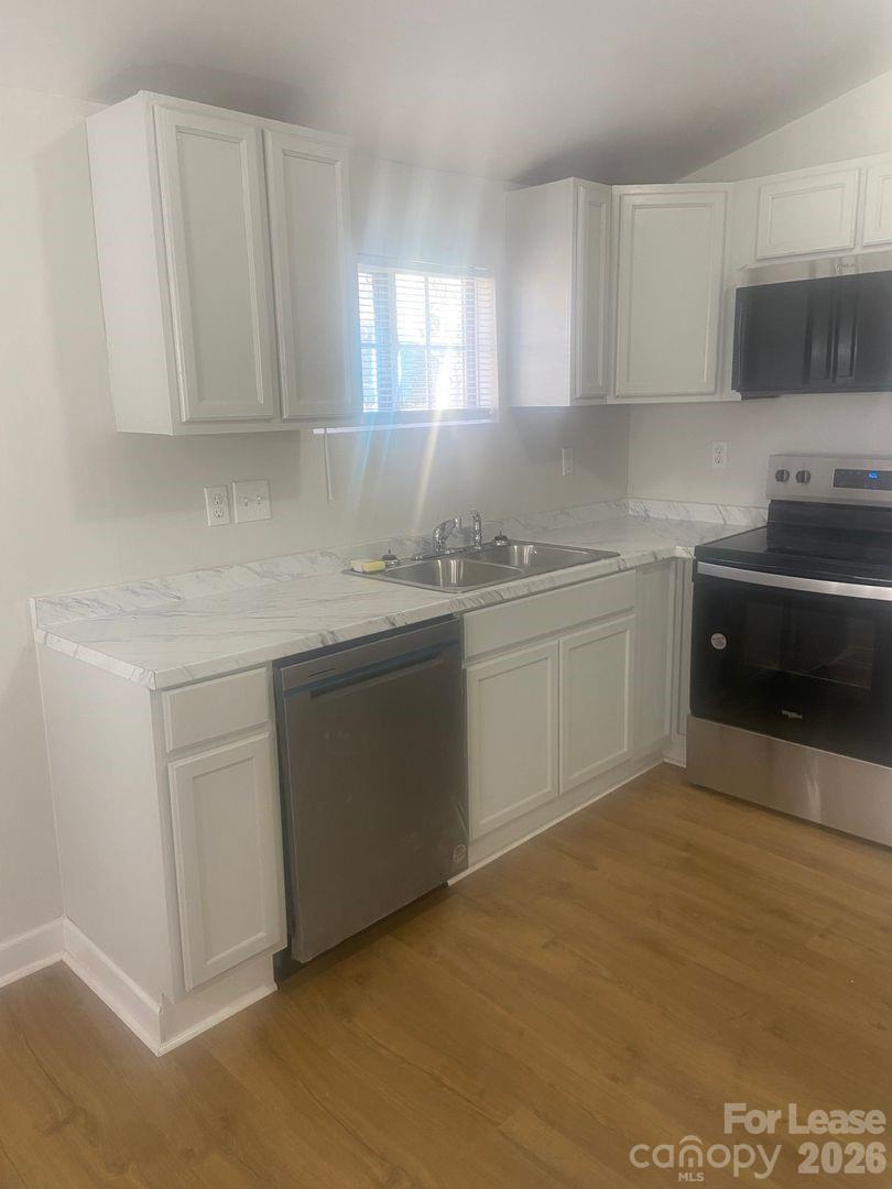3109 Ridge Avenue Charlotte, NC 28208 - Photo 6 of 9 Gallery Image 6