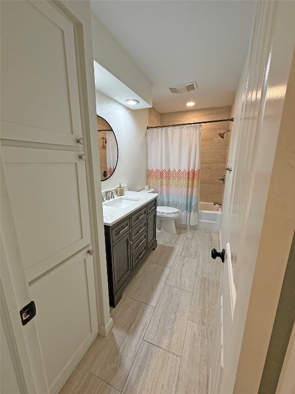 3400 Deer Trail Georgetown, TX 78628 - Photo 23 of 40 Completely remodeled bathrooms