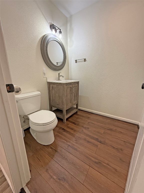 3400 Deer Trail Georgetown, TX 78628 - Photo 30 of 40 Half bath off of family room with backyard access for the pool!