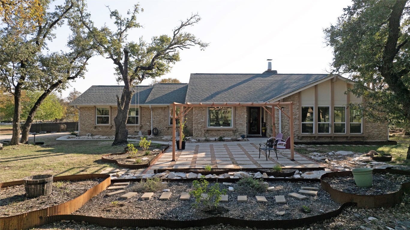 3400 Deer Trail Georgetown, TX 78628 - Photo 5 of 40 Welcome home