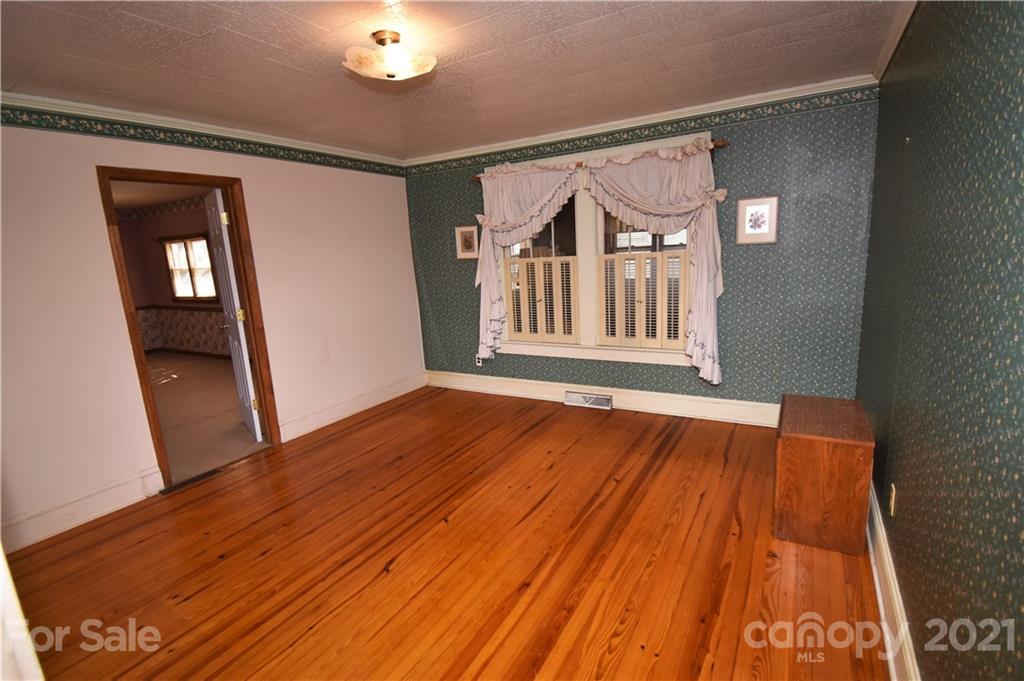 4462 Henry Dellinger Road Maiden, NC 28650 - Photo 13 of 27 Gallery Image 13