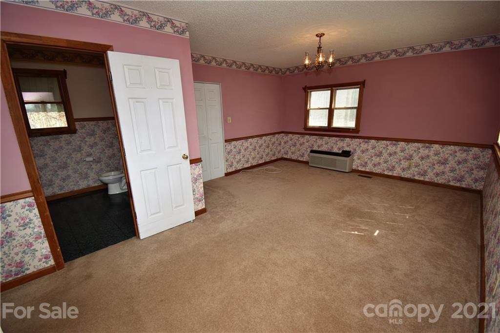 4462 Henry Dellinger Road Maiden, NC 28650 - Photo 14 of 27 Gallery Image 14
