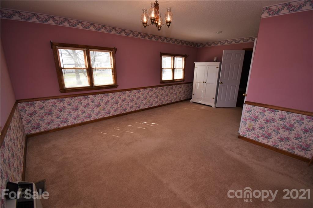 4462 Henry Dellinger Road Maiden, NC 28650 - Photo 16 of 27 Gallery Image 16