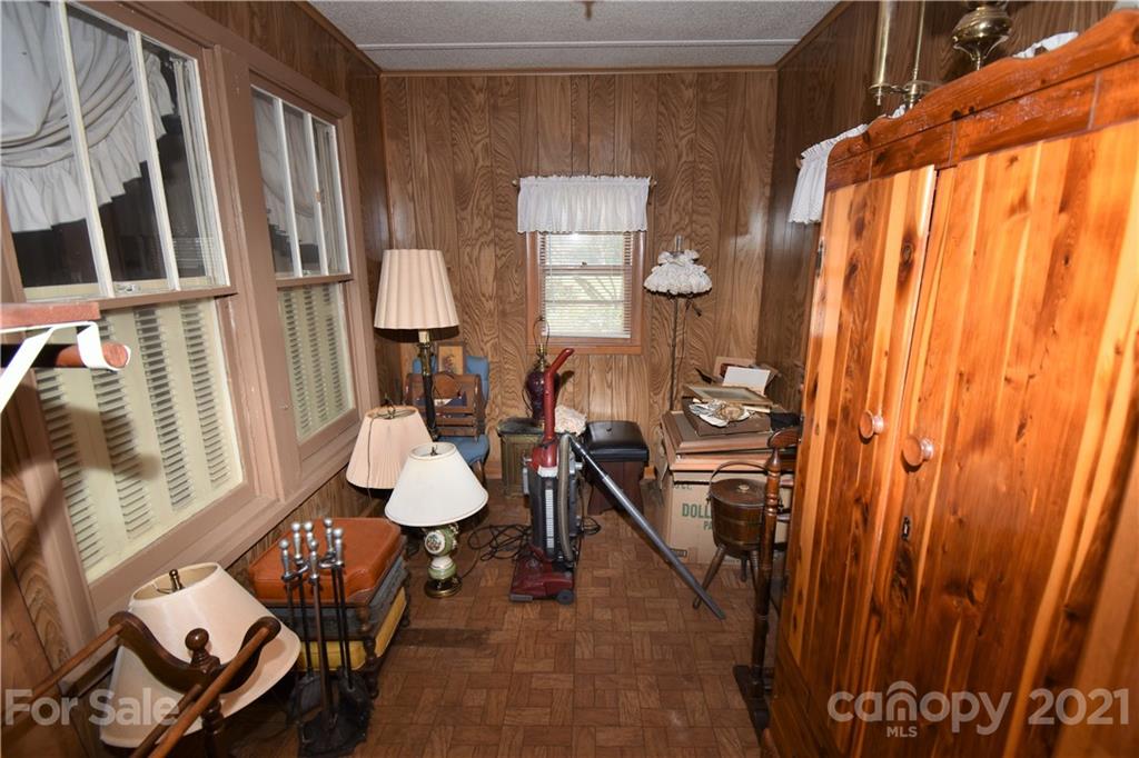 4462 Henry Dellinger Road Maiden, NC 28650 - Photo 20 of 27 Gallery Image 20
