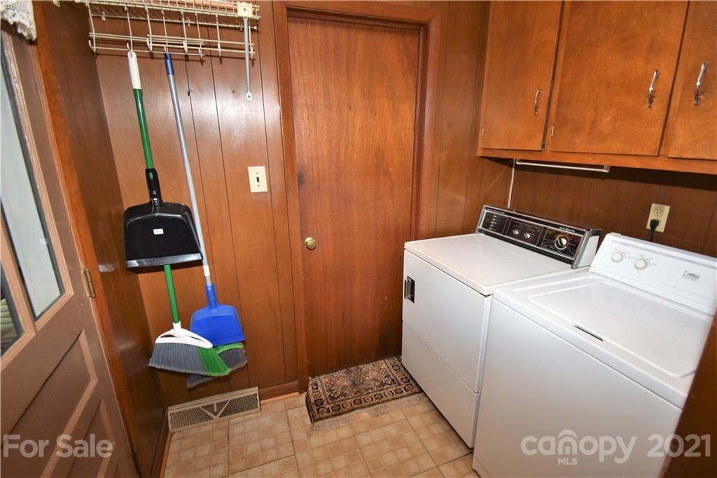 4462 Henry Dellinger Road Maiden, NC 28650 - Photo 21 of 27 Gallery Image 21