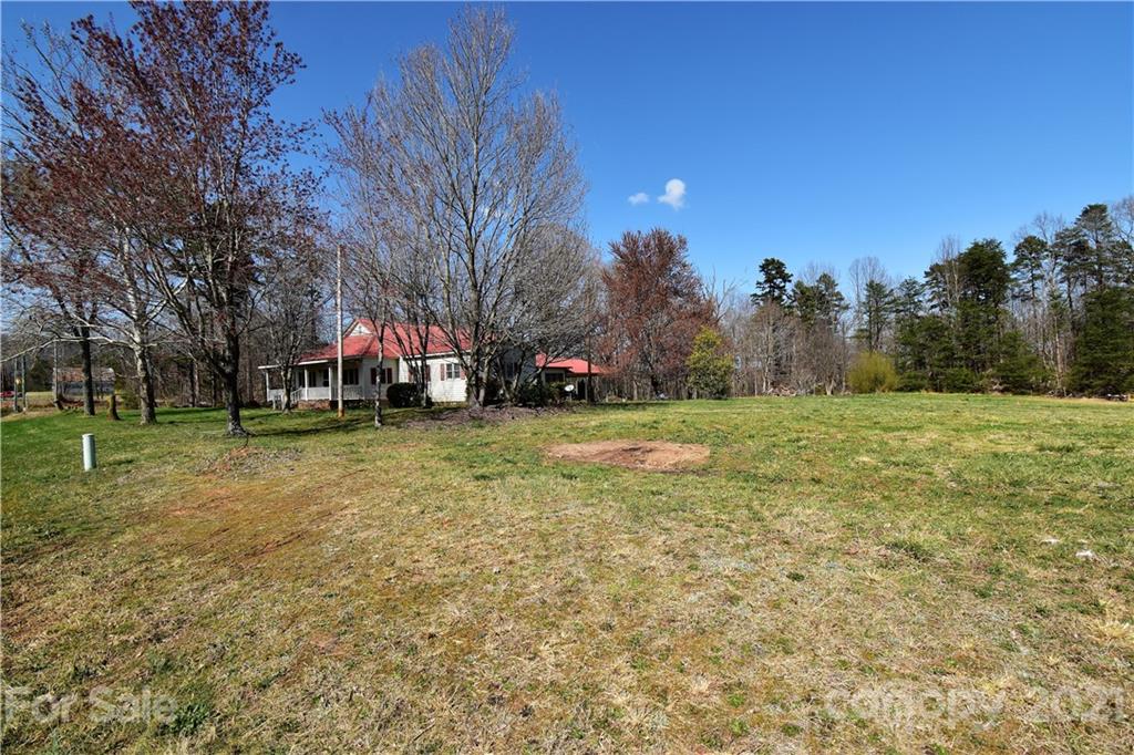4462 Henry Dellinger Road Maiden, NC 28650 - Photo 25 of 27 Gallery Image 25