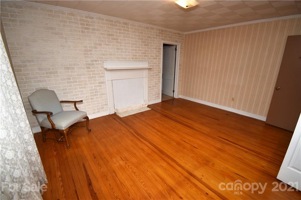 4462 Henry Dellinger Road Maiden, NC 28650 - Photo 6 of 27 Gallery Image 6