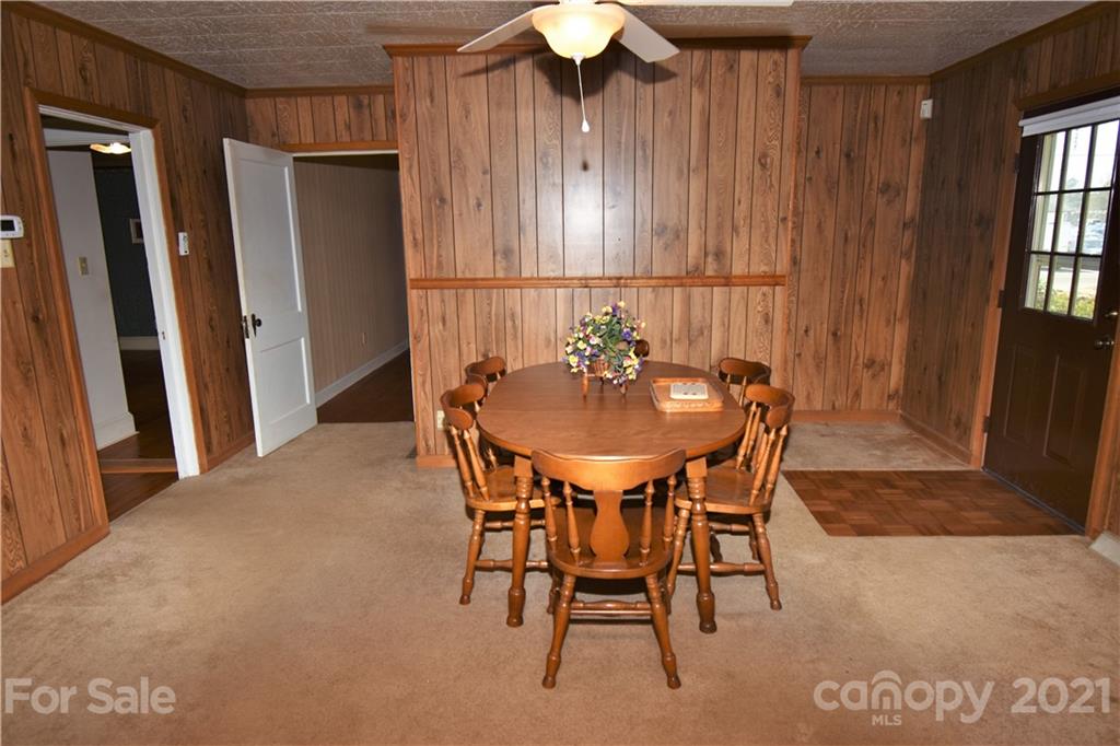 4462 Henry Dellinger Road Maiden, NC 28650 - Photo 10 of 27 Gallery Image 10