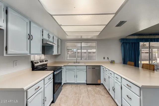 $1,895 | 5809 West Yucca Street, Glendale, AZ 85304