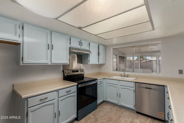 $1,895 | 5809 West Yucca Street, Glendale, AZ 85304