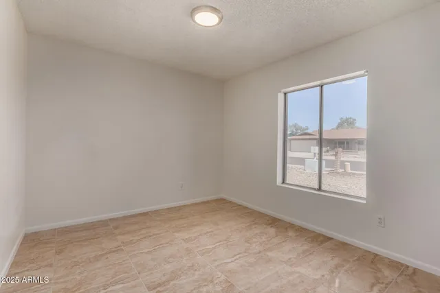 $1,895 | 5809 West Yucca Street, Glendale, AZ 85304