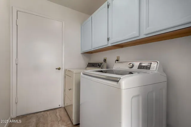 $1,895 | 5809 West Yucca Street, Glendale, AZ 85304