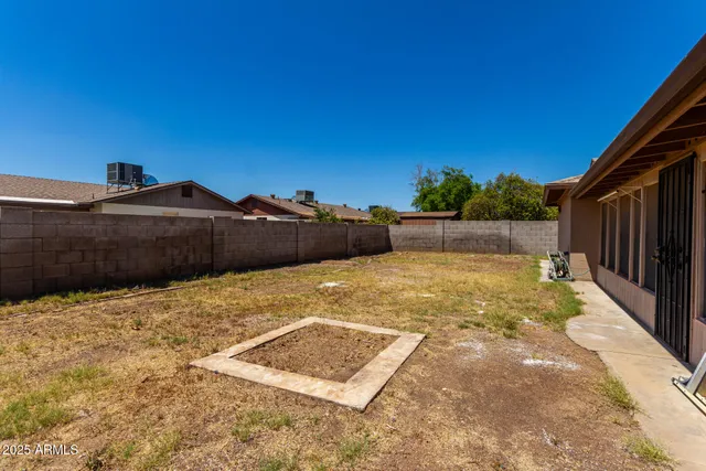 $1,895 | 5809 West Yucca Street, Glendale, AZ 85304