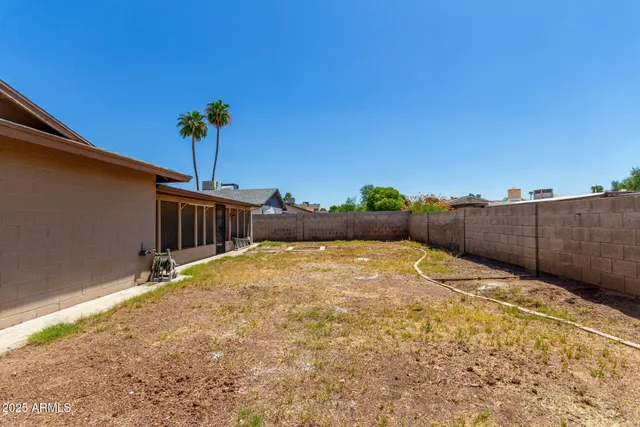 $1,895 | 5809 West Yucca Street, Glendale, AZ 85304