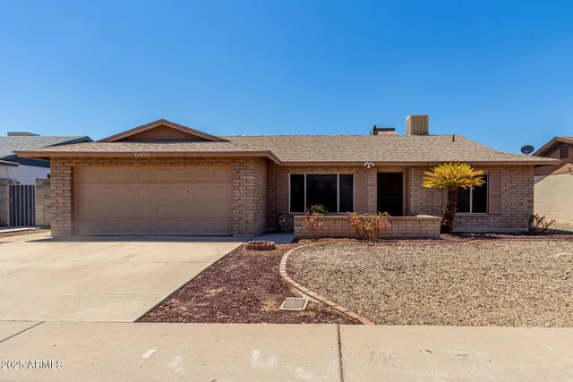 $1,895 | 5809 West Yucca Street, Glendale, AZ 85304