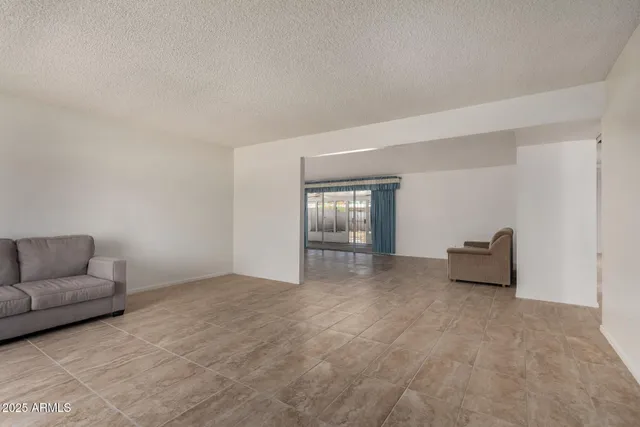 $1,895 | 5809 West Yucca Street, Glendale, AZ 85304