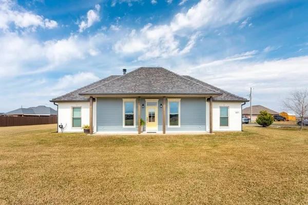 $279,900 | 6027 Ava Lane, Iowa, LA 70647