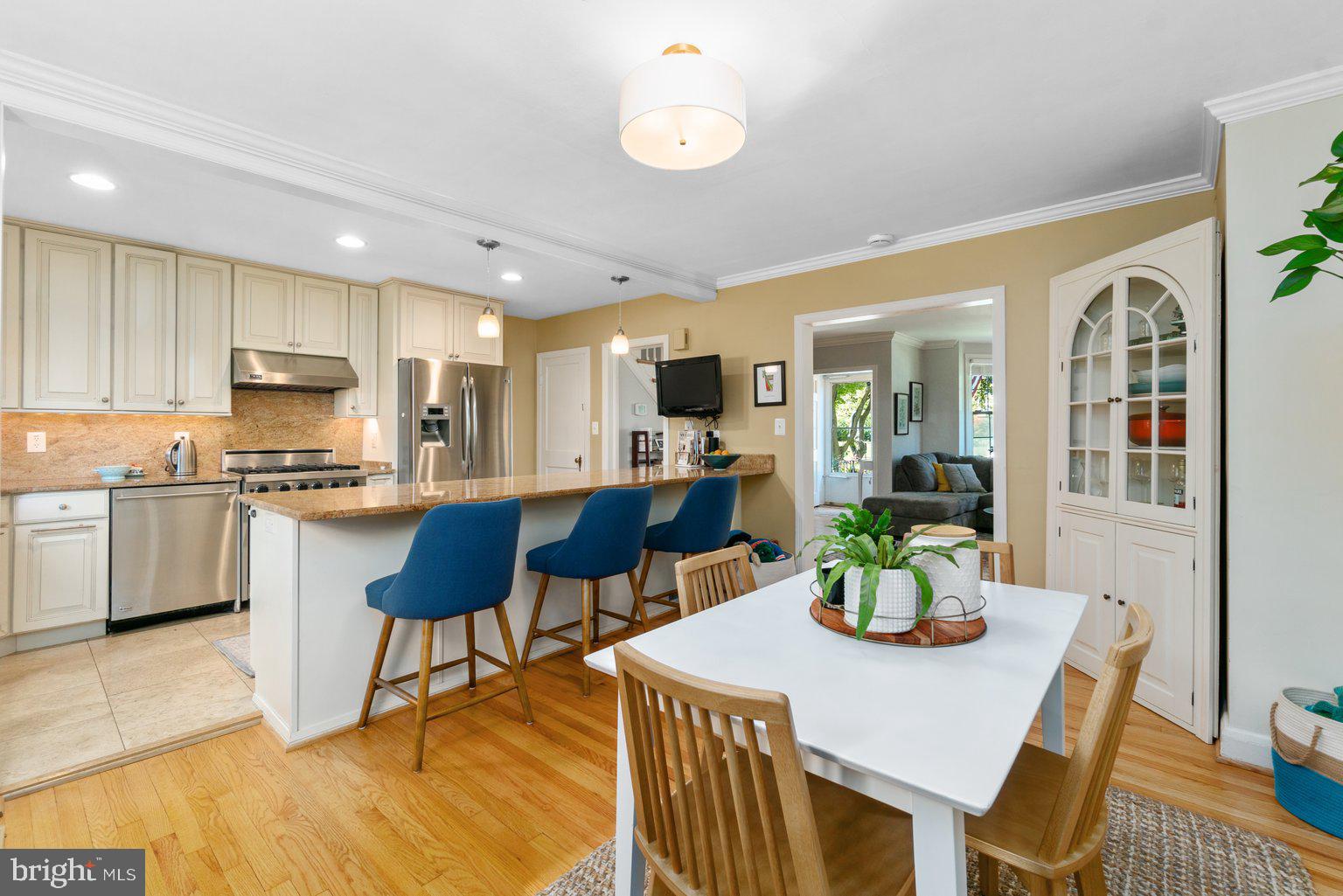 219 Gaywood Road Baltimore, MD 21212 - Photo 6 of 27