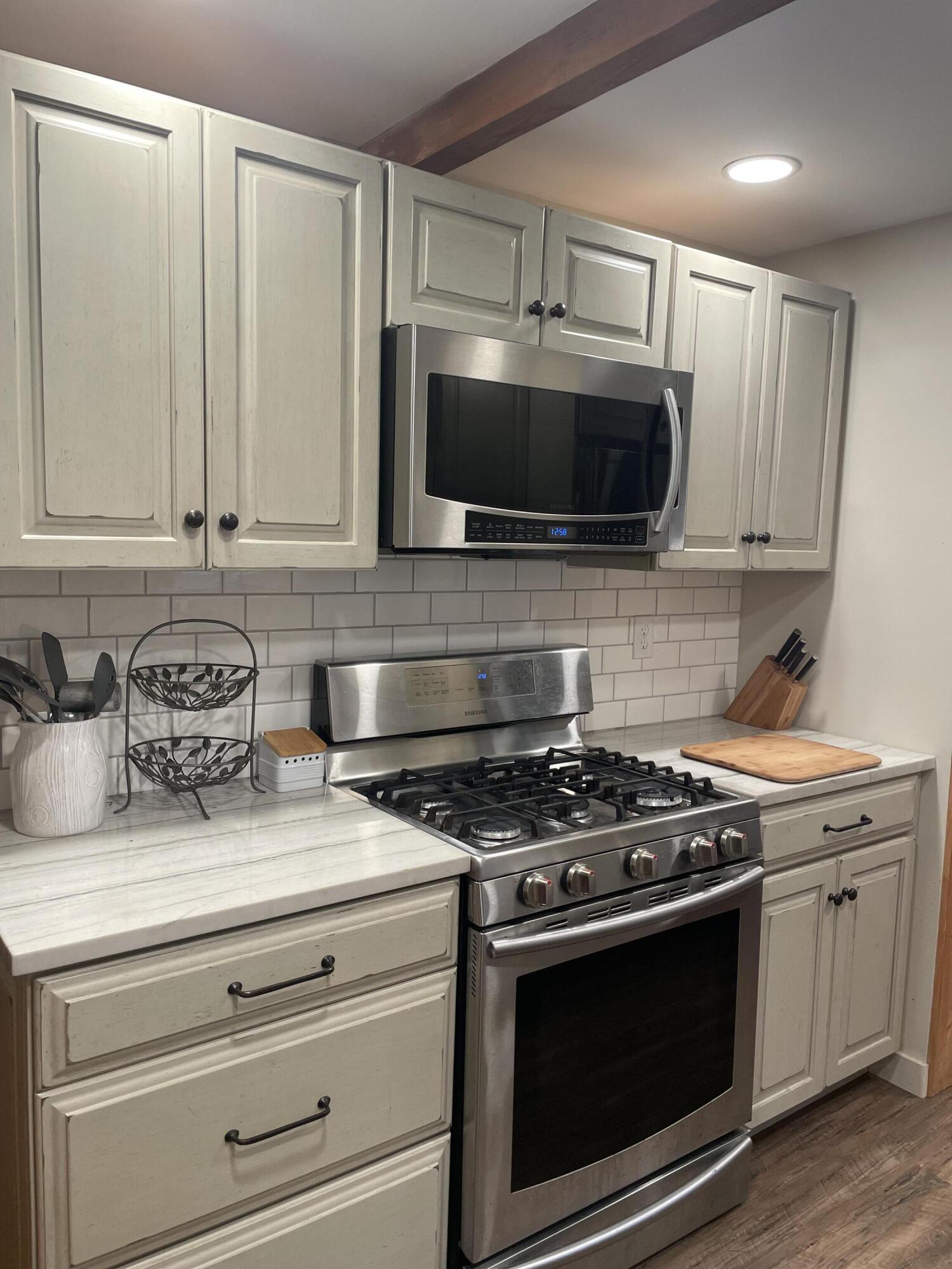 43 Haskell Avenue Raymond, ME 04071 - Photo 4 of 24 Kitchen (1)