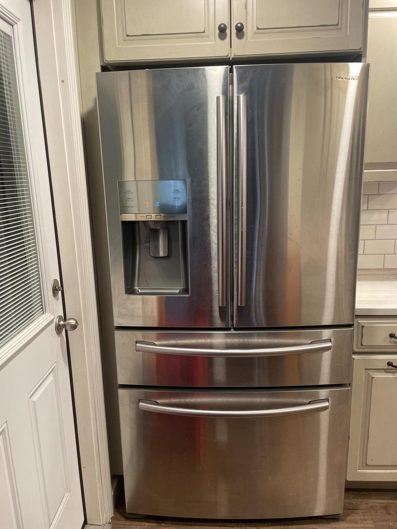 43 Haskell Avenue Raymond, ME 04071 - Photo 5 of 24 Fridge