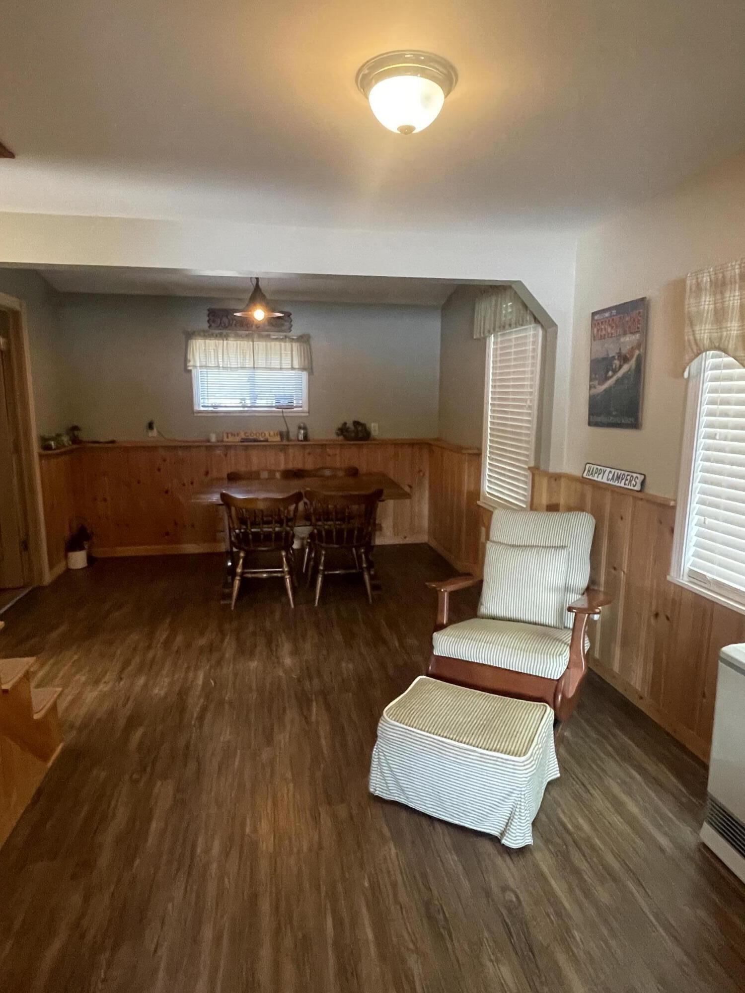 43 Haskell Avenue Raymond, ME 04071 - Photo 7 of 24 Living Room