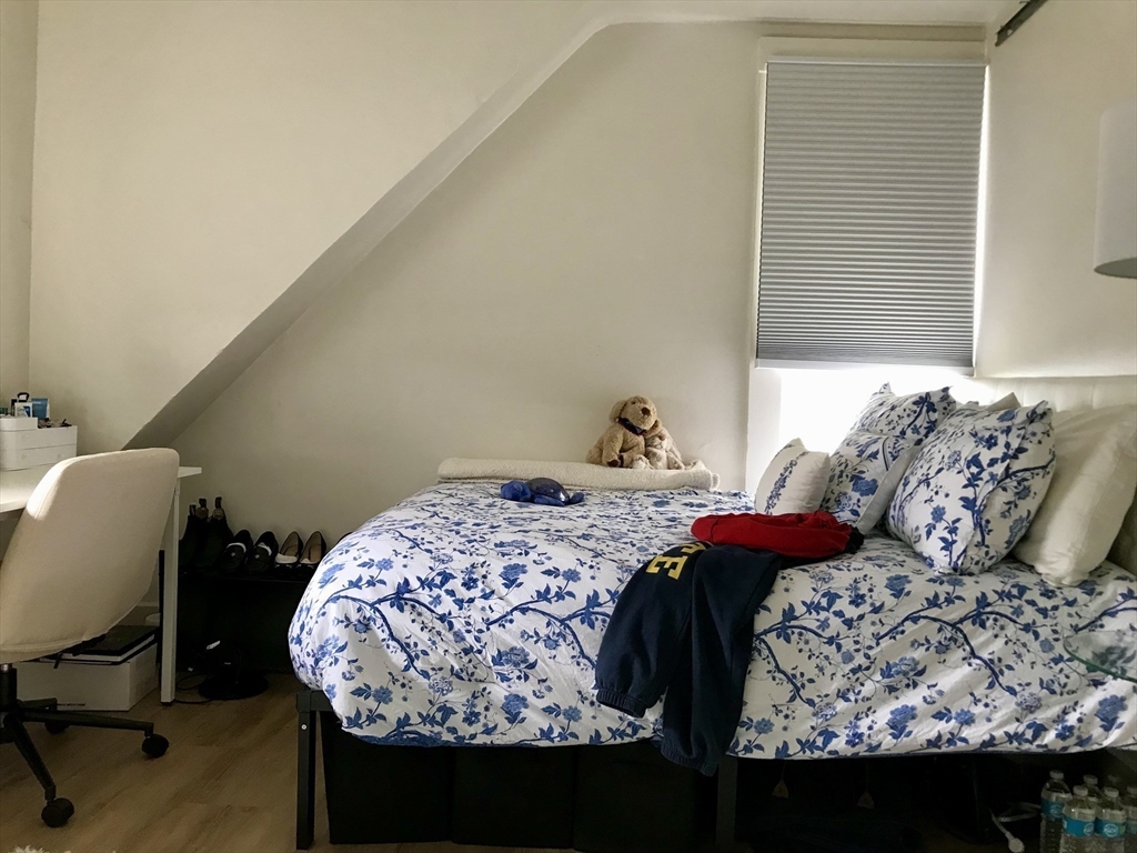 79 Cushing Street Waltham, MA 02453 - Photo 9 of 12