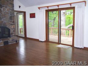 943 Lyndhurst Road Waynesboro, VA 22980 - Photo 3 of 9 Gallery Image 3