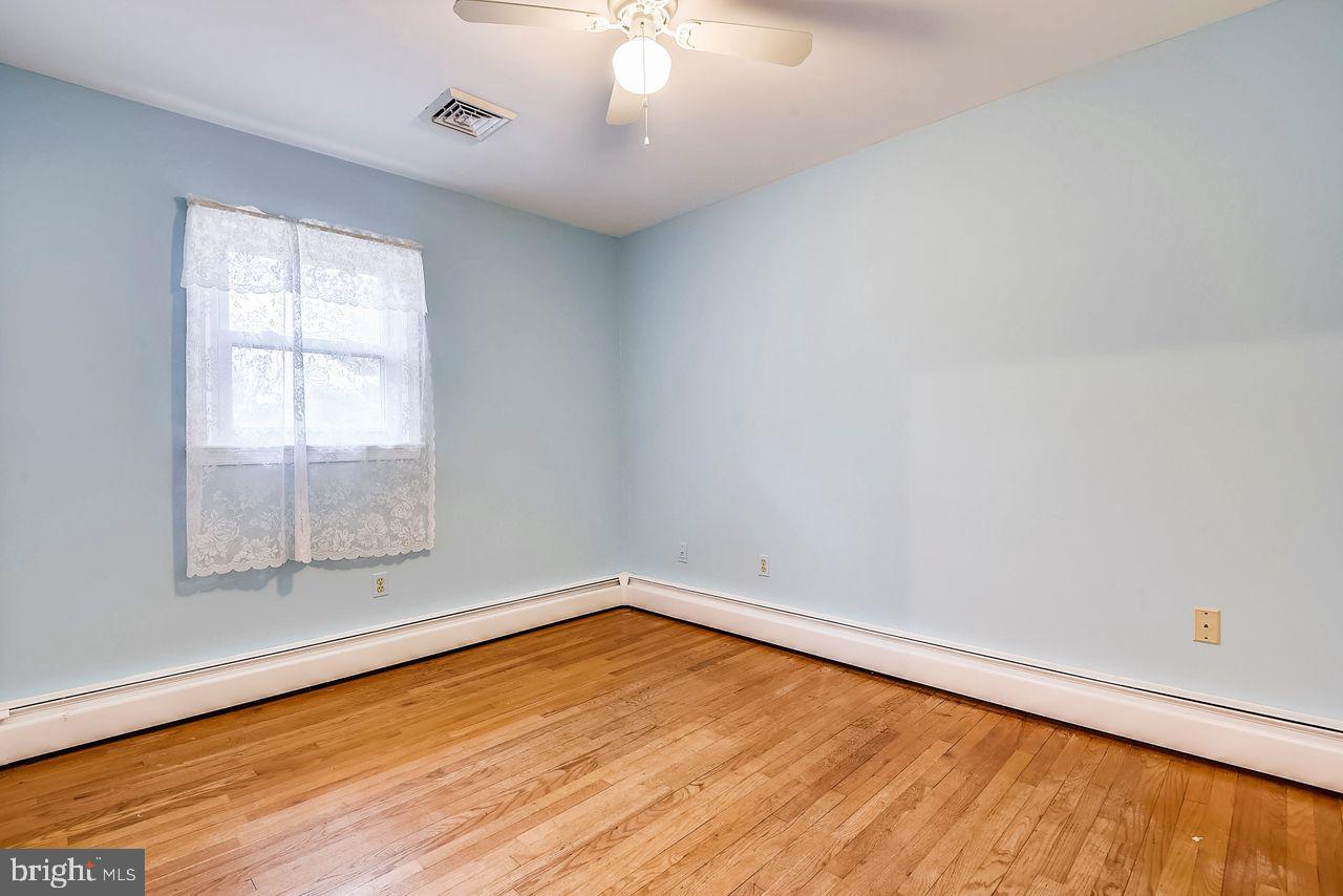 6016 Griffith Road Gaithersburg, MD 20882 - Photo 22 of 39 Gallery Image 22