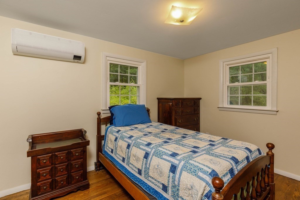 77 Upland Avenue Lunenburg, MA 01462 - Photo 9 of 20