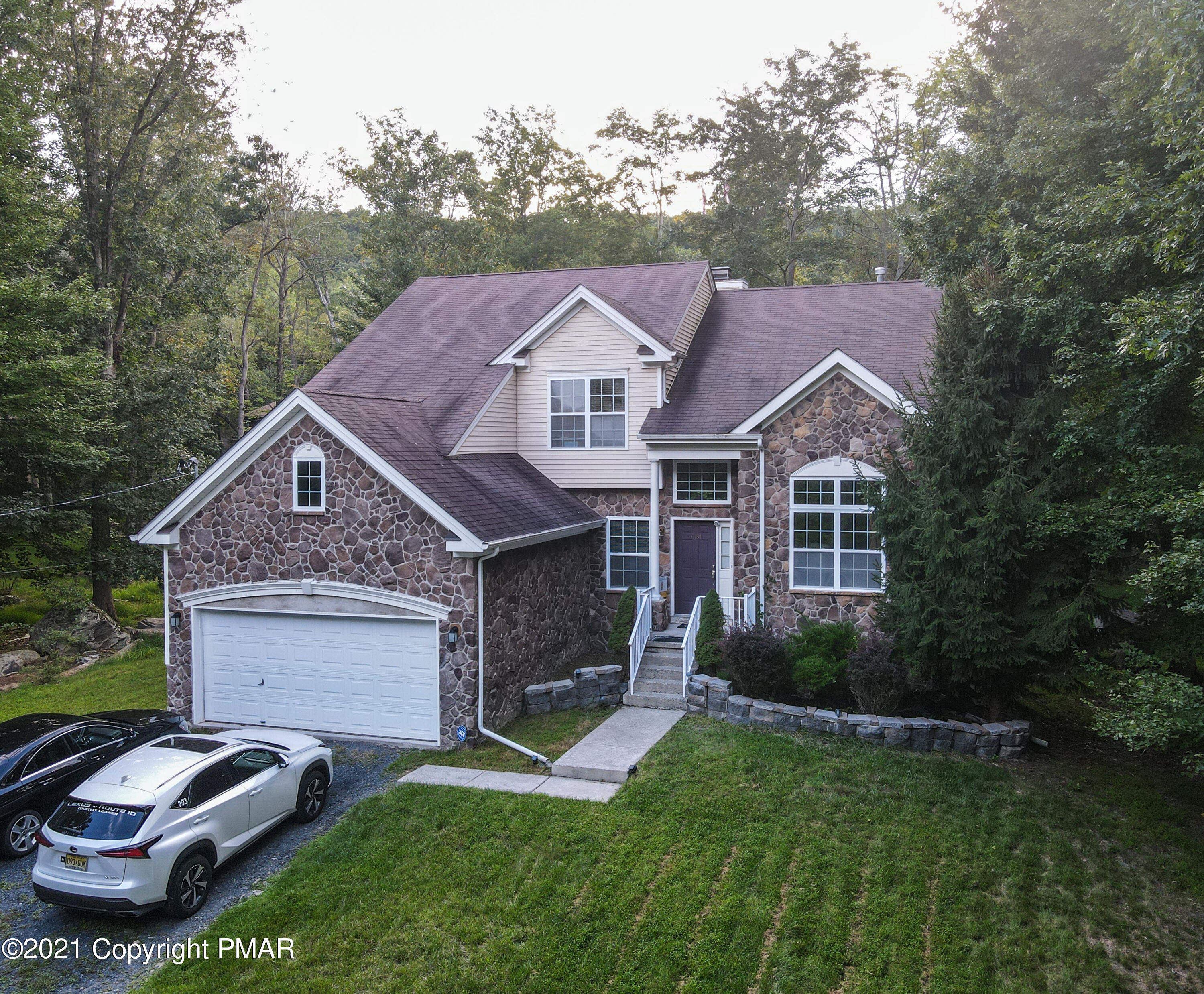 5631 Decker Road Bushkill, PA 18324 - Photo 3 of 61 5631 Decker Road
