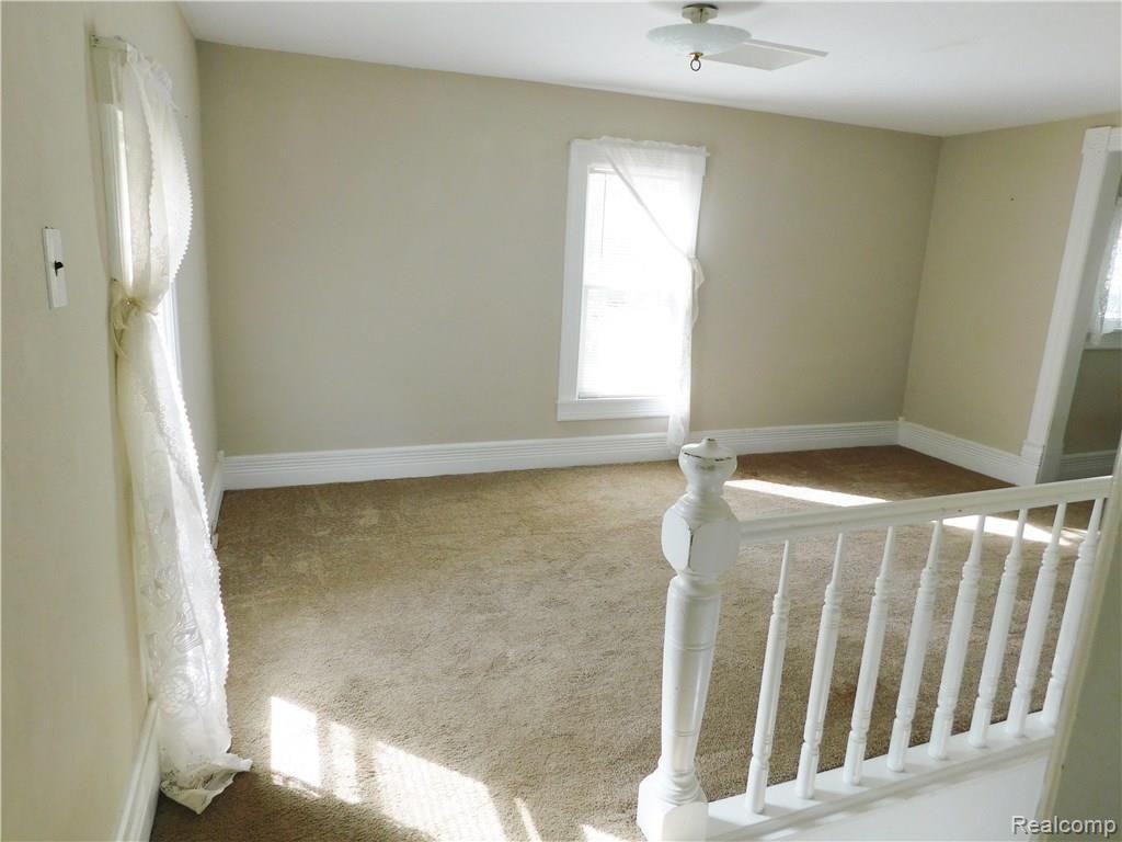9027 Schrepfer Road Howell, MI 48855 - Photo 13 of 16