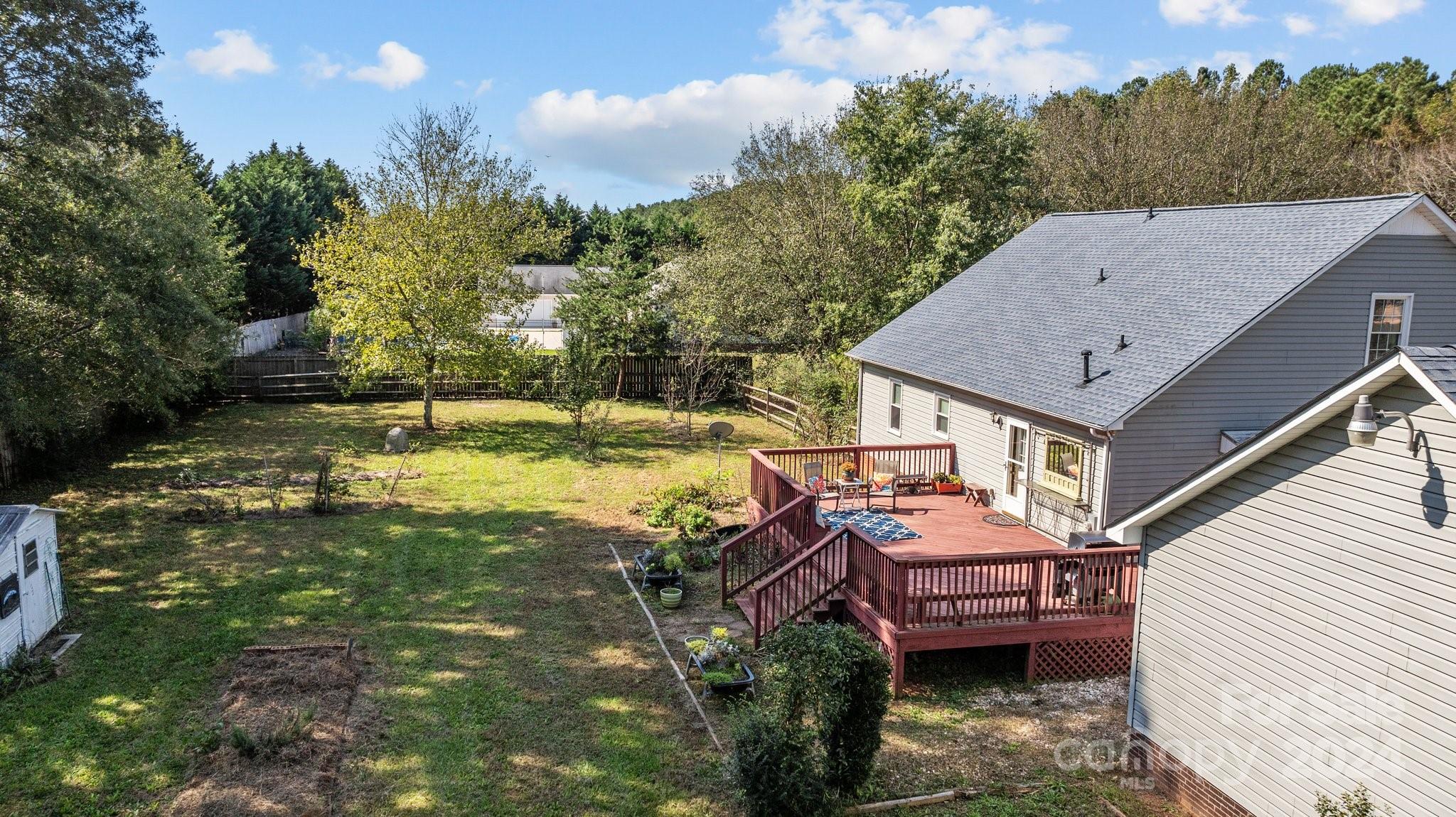 353 West Mt Gallant Road York, SC 29745 - Photo 3 of 39 Gallery Image 3