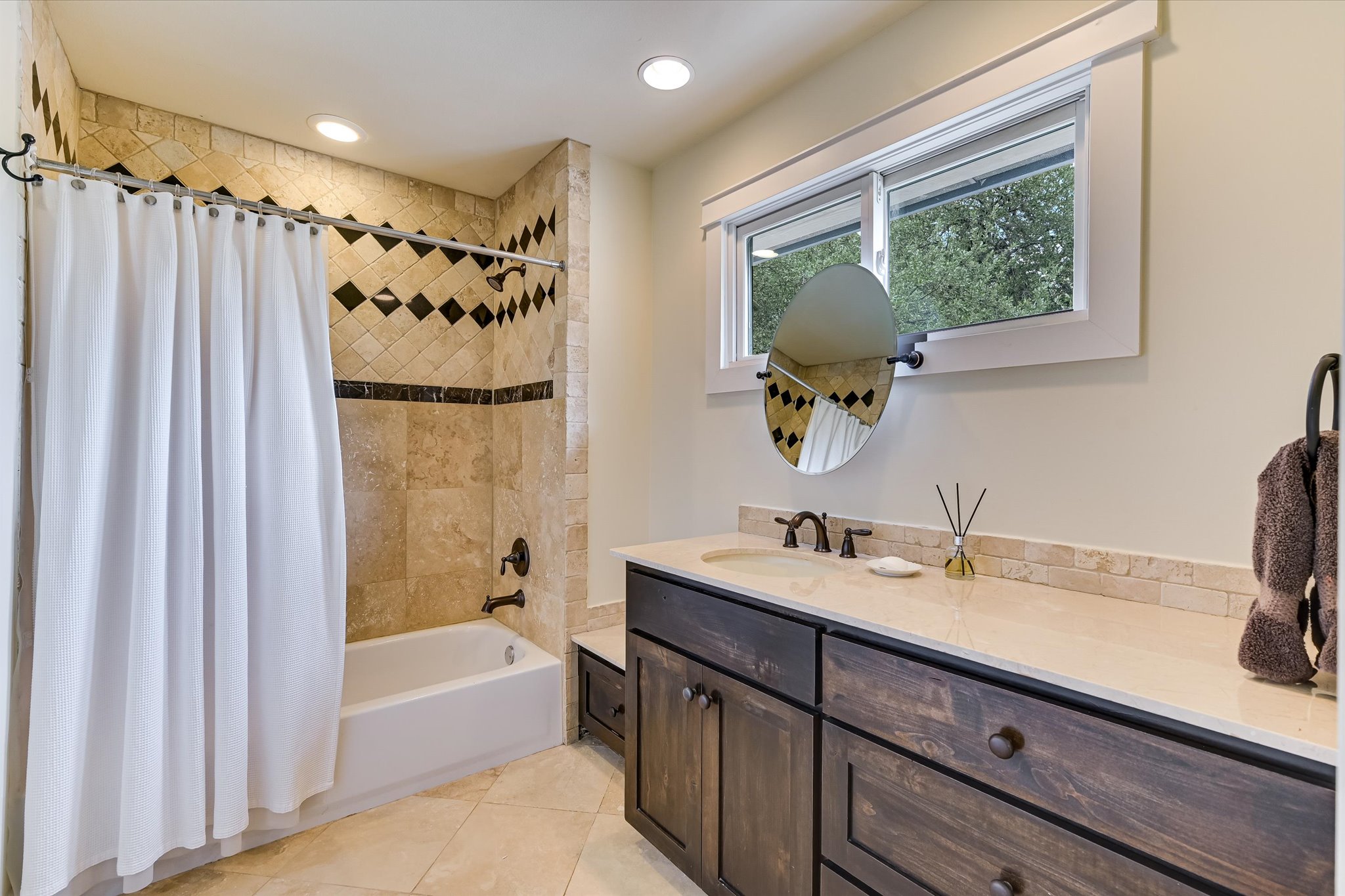 2401 Westover Road Austin, TX 78703 - Photo 19 of 26