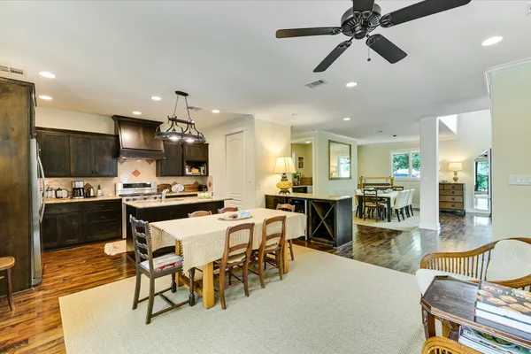 $1,995,000 | 2401 Westover Road, Austin, TX 78703