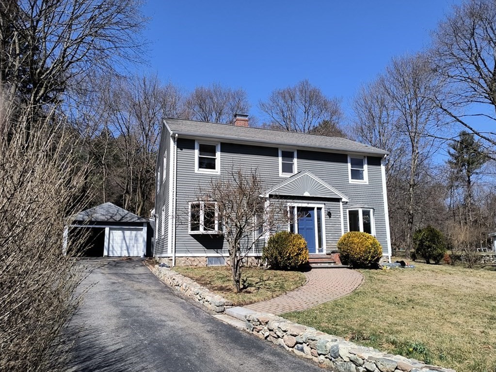 32 River Road, Weston, MA 02493 Compass